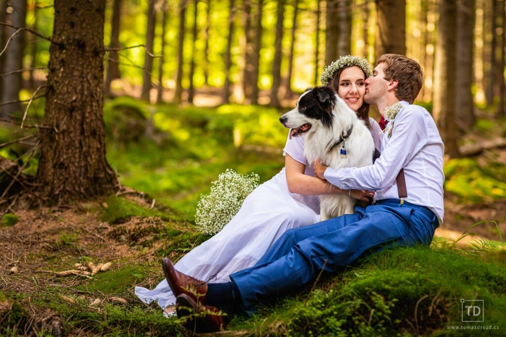 Svatební fotografie Anety a Jirky z boho svatby v Beskydech.