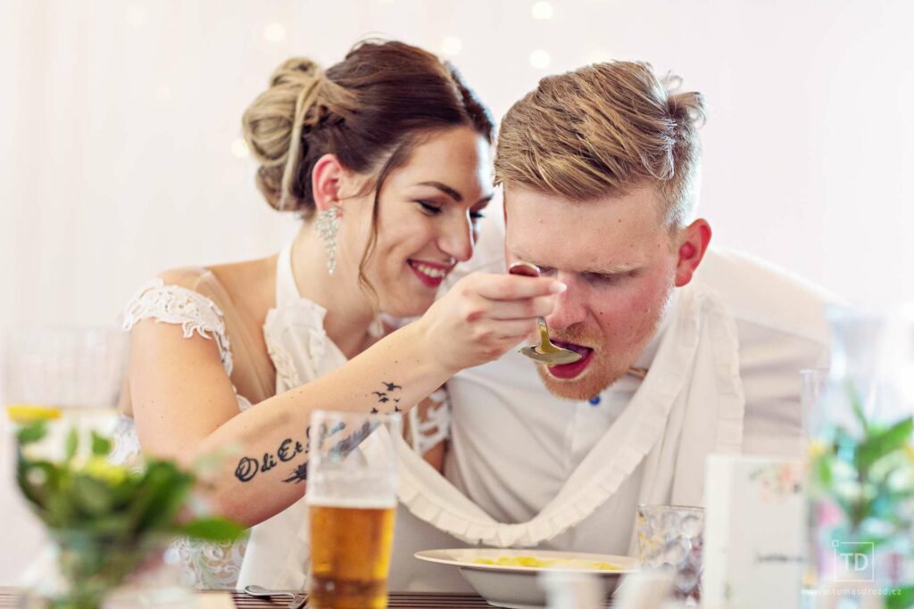 Svatební fotografie Lenky a Michala ze svatby v mlýně U vodníka Slámy